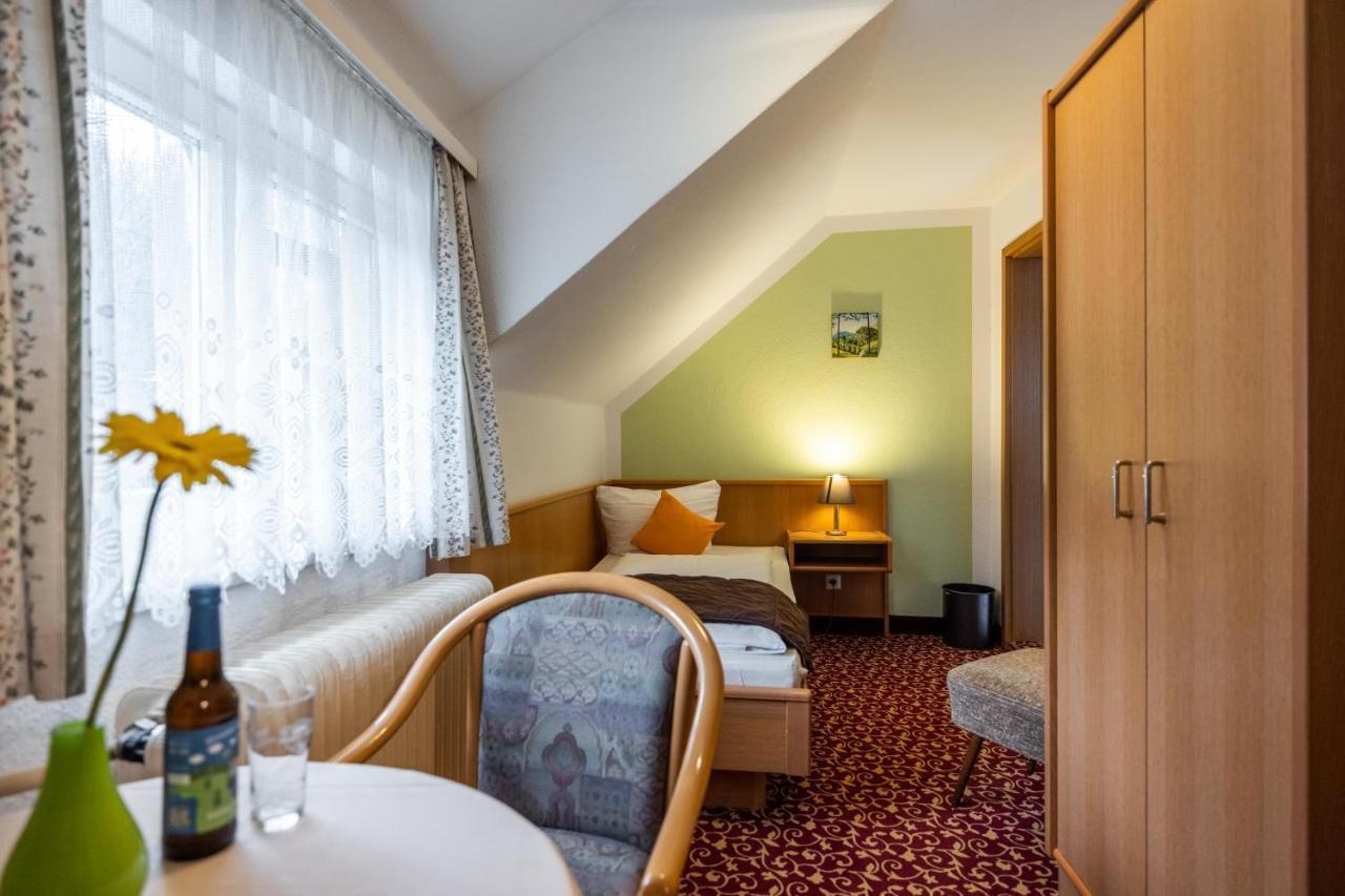 Pension & Cafe Abendroete Kurort Oybin Bagian luar foto