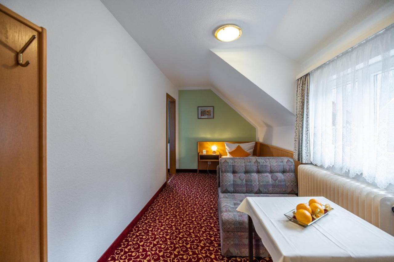 Pension & Cafe Abendroete Kurort Oybin Bagian luar foto