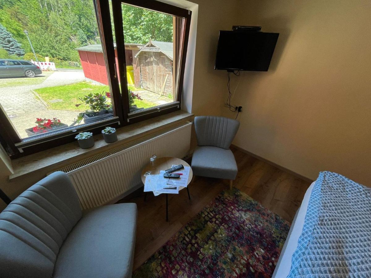 Pension & Cafe Abendroete Kurort Oybin Bagian luar foto